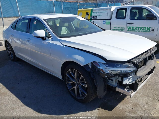 2018 VOLVO S90 LVY982AK7JP030139