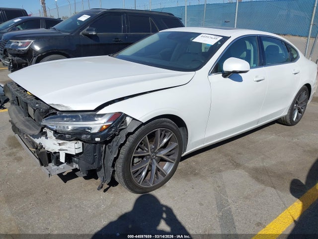 2018 VOLVO S90 LVY982AK7JP030139 Photo 1