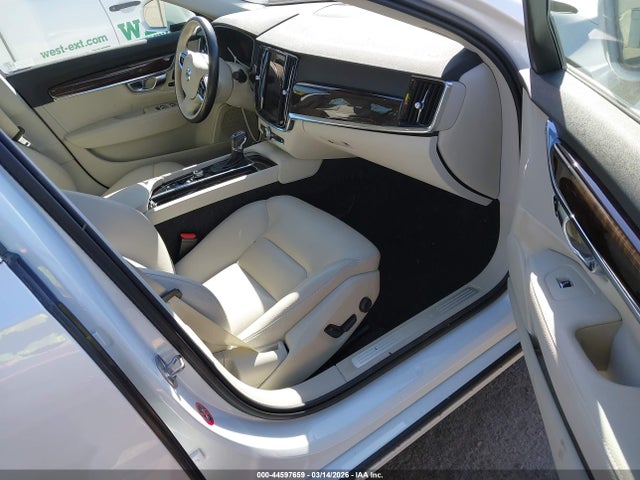 2018 VOLVO S90 LVY982AK7JP030139 Photo 4