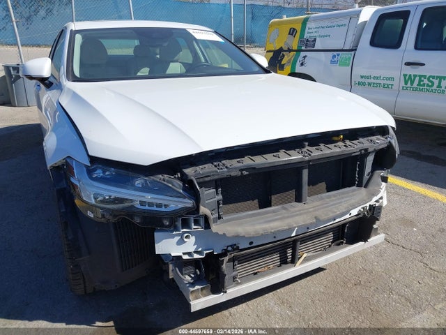 2018 VOLVO S90 LVY982AK7JP030139 Photo 5