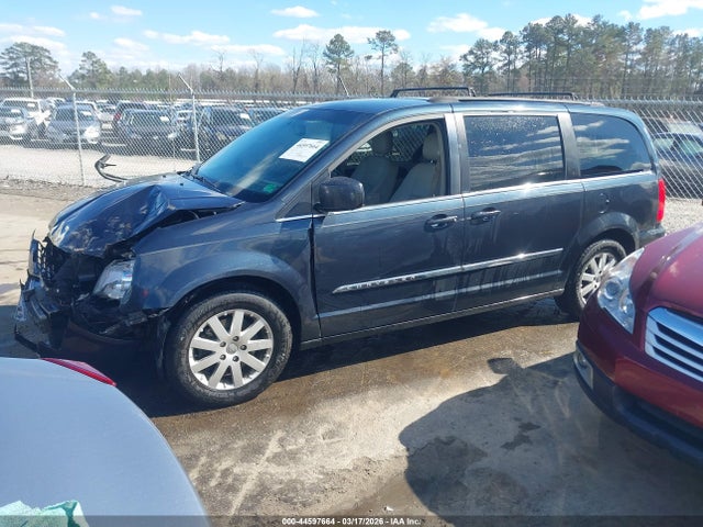2013 CHRYSLER TOWN & COUNTRY 2C4RC1BG5DR809763 Photo 1