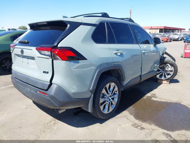 Toyota Rav4 Xle Premium 2021 2T3C1RFV4MW153600 Image 4