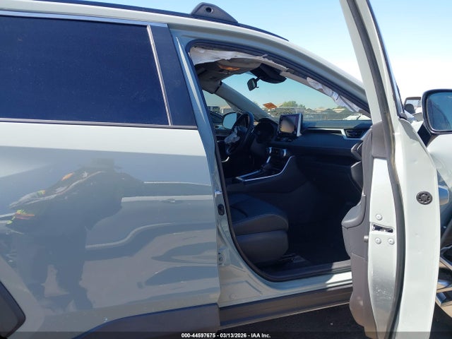 Toyota Rav4 Xle Premium 2021 2T3C1RFV4MW153600 Image 5
