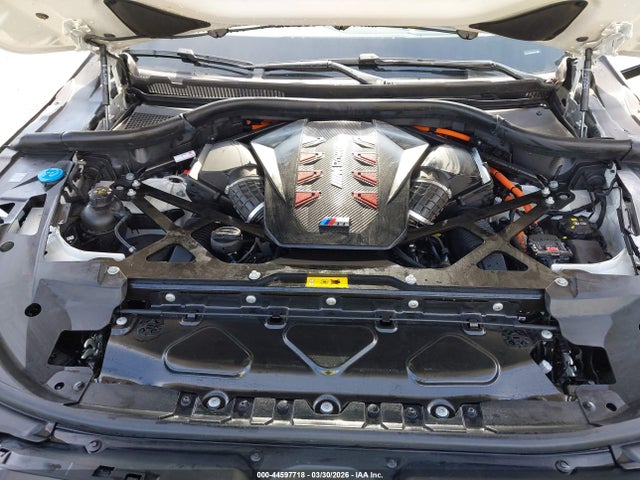 44597718 :رقم المزاد ، 5YM33CS09R9U43864 vin ، 2024 Bmw Xm Label Red مزاد بيع