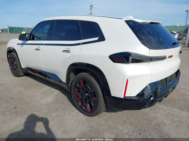 44597718 :رقم المزاد ، 5YM33CS09R9U43864 vin ، 2024 Bmw Xm Label Red مزاد بيع