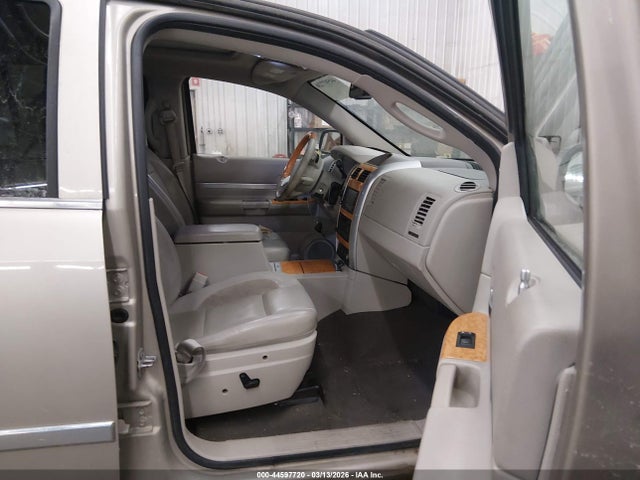 2008 CHRYSLER ASPEN 1A8HW58228F129721 Photo 4