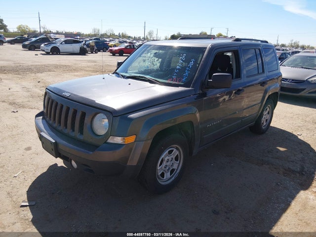 Jeep Patriot Sport 2016 1C4NJPBA3GD813904 Image 2