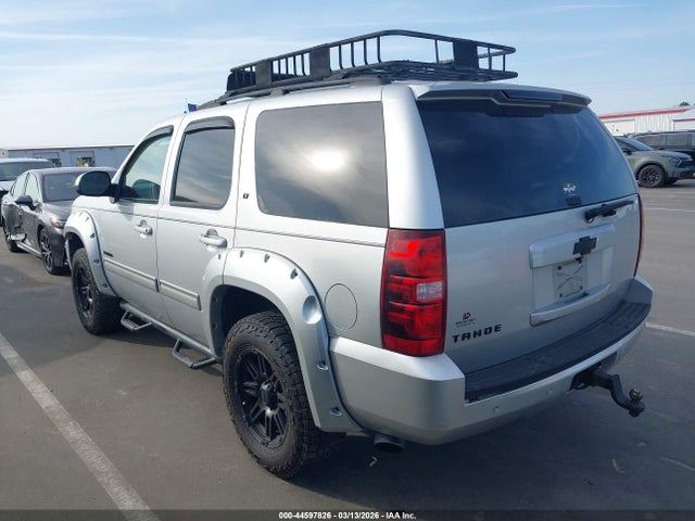 2011 CHEVROLET TAHOE 1GNSCBE01BR347878 Photo 2