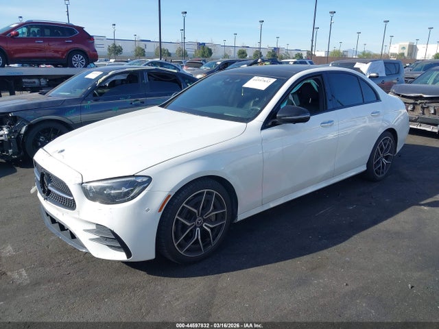 44597832 :رقم المزاد ، W1KZF8DB2NB070276 vin ، 2022 Mercedes-benz E 350 مزاد بيع