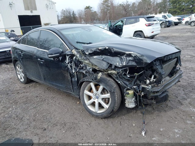 2016 VOLVO S60 YV1612TK5G1397123