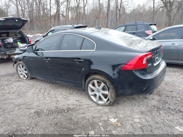 2016 VOLVO S60 YV1612TK5G1397123 Photo 2