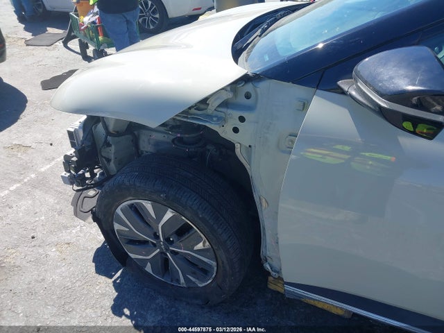 KIA Ev6 Light Long Range 2024 KNDC34LA9R5224710 Image 22