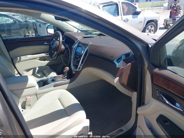 44597913 :رقم المزاد ، 3GYFNBE37ES683772 vin ، 2014 Cadillac Srx Luxury Collection مزاد بيع