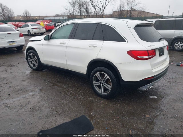2019 MERCEDES-BENZ GLC 300 WDC0G4KBXKV153082 Photo 2