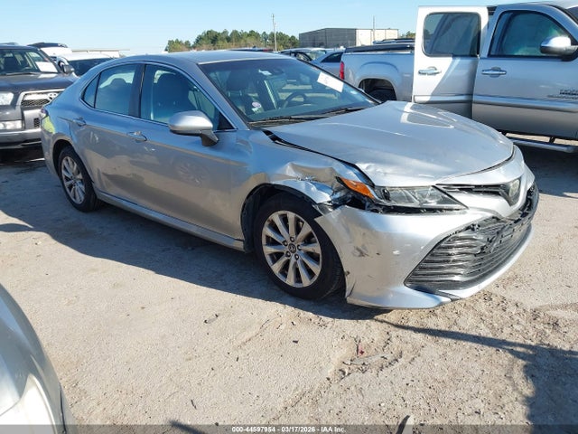 2018 TOYOTA CAMRY 4T1B11HK7JU580208