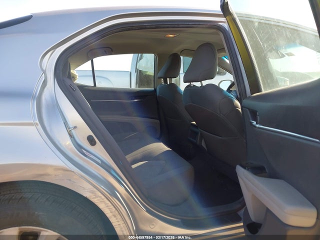 2018 TOYOTA CAMRY 4T1B11HK7JU580208 Photo 7