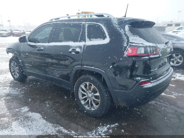 44597957 :رقم المزاد ، 1C4PJMLB6KD177275 vin ، 2019 Jeep Cherokee Latitude Plus 4x4 مزاد بيع
