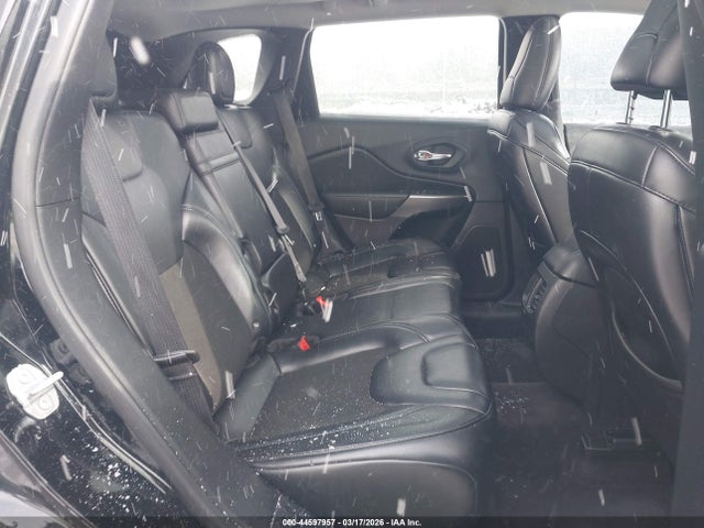 44597957 :رقم المزاد ، 1C4PJMLB6KD177275 vin ، 2019 Jeep Cherokee Latitude Plus 4x4 مزاد بيع