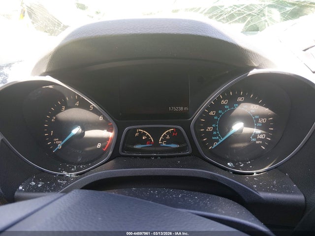 2015 Ford Escape Titanium მანქანა იყიდება აუქციონზე, vin: 1FMCU0JX0FUC03254, აუქციონის ნომერი: 44597961