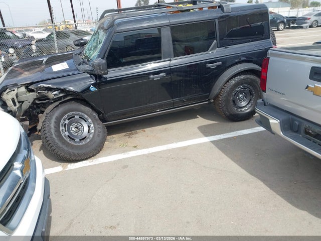 Ford Bronco Black Diamond 2024 1FMEE1BH5RLB43016 Image 15