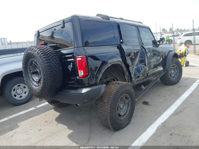 Ford Bronco Black Diamond 2024 1FMEE1BH5RLB43016 Image 4