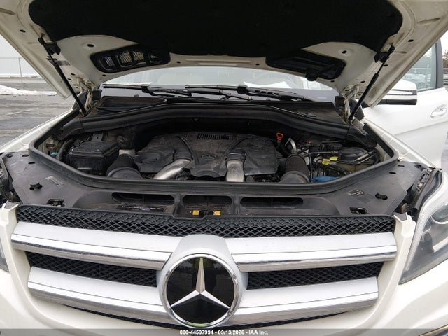 2015 Mercedes-benz Gl 550 4matic მანქანა იყიდება აუქციონზე, vin: 4JGDF7DE6FA445632, აუქციონის ნომერი: 44597994