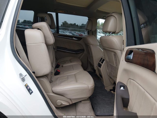 2015 Mercedes-benz Gl 550 4matic მანქანა იყიდება აუქციონზე, vin: 4JGDF7DE6FA445632, აუქციონის ნომერი: 44597994