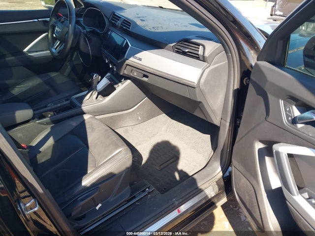 Aukcja sprzedaży 2020 Audi Q3 Premium 45 Tfsi S Line Quattro Tiptronic, vin: WA1DECF39L1103948, numer aukcji: 44598014