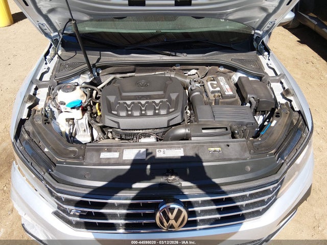 2018 VOLKSWAGEN PASSAT 1VWAA7A32JC021030 Photo 9