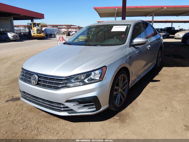 2018 VOLKSWAGEN PASSAT 1VWAA7A32JC021030 Photo 1