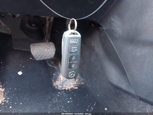 44598045 :رقم المزاد ، 3MZBN1V30JM211441 vin ، 2018 Mazda Mazda3 Touring مزاد بيع