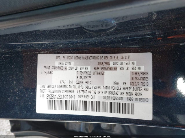 44598045 :رقم المزاد ، 3MZBN1V30JM211441 vin ، 2018 Mazda Mazda3 Touring مزاد بيع