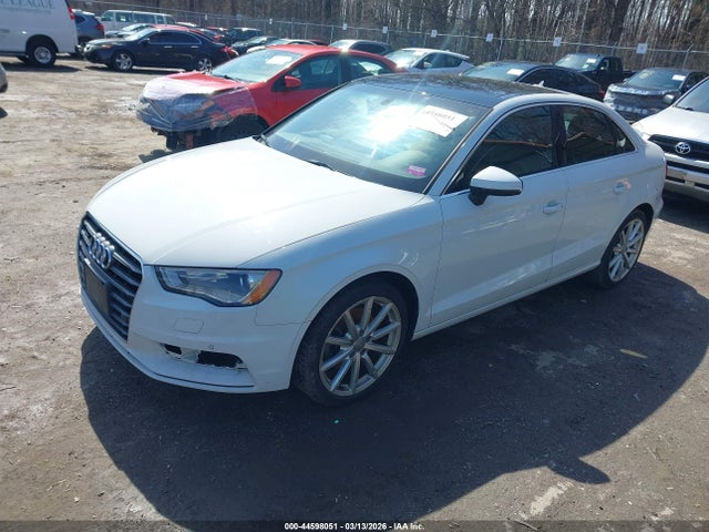 2015 AUDI A3 WAUEFGFF0F1017843 Photo 1