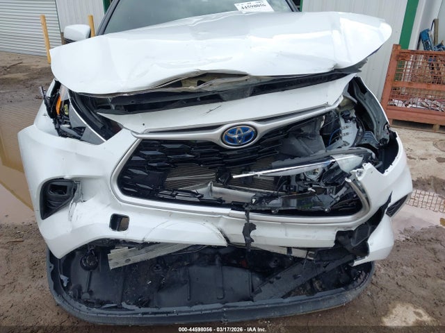 Продажа на аукционе авто 2022 Toyota Highlander Hybrid Xle, vin: 5TDHBRCH8NS541188, номер лота: 44598056