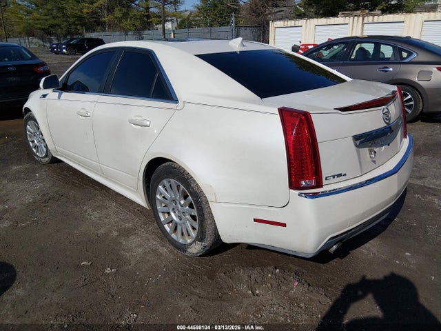 2011 CADILLAC CTS 1G6DH5EY6B0153123 Photo 2