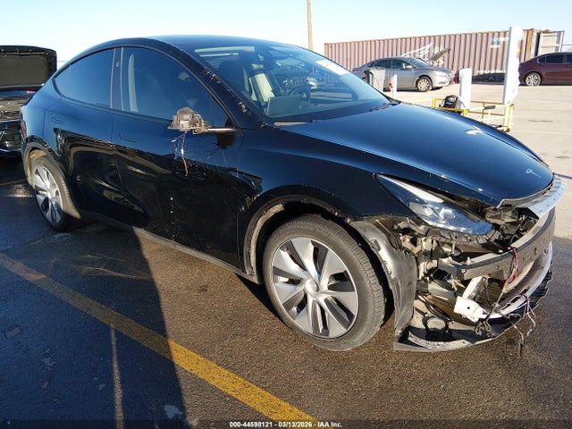 2023 TESLA MODEL Y 7SAYGDEEXPA182991 Photo 0