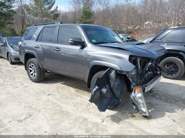 2019 TOYOTA 4RUNNER JTEBU5JR8K5693781