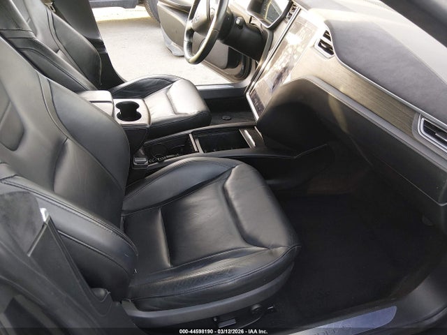 Продаж на аукціоні авто 2016 Tesla Model S 60d/70d/75d/85d/90d, vin: 5YJSA1E23GF131232, номер лоту: 44598190