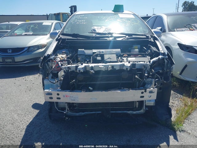 Toyota Prius Two 2015 JTDKN3DU9F1918907 Image 13