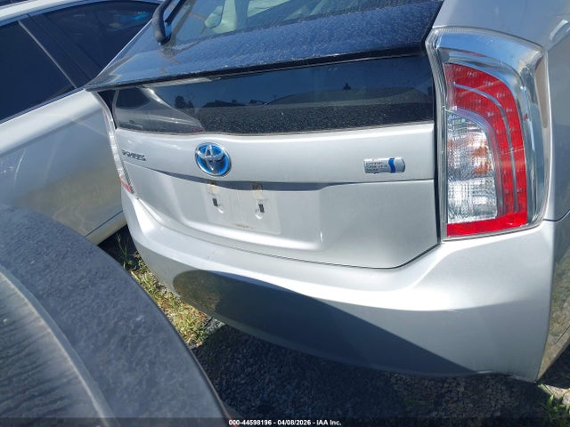 Toyota Prius Two 2015 JTDKN3DU9F1918907 Image 17
