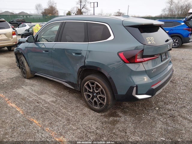 2024 BMW X1 WBX73EF08R5Y65375 Photo 2
