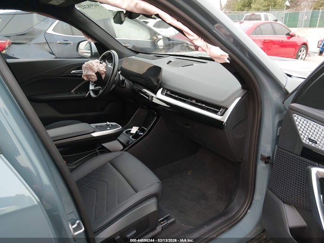 2024 BMW X1 WBX73EF08R5Y65375 Photo 4