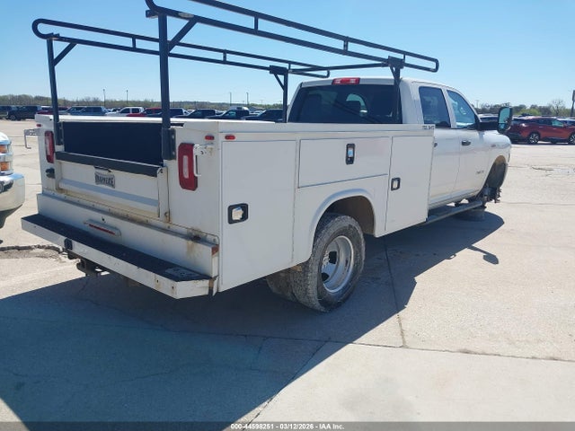 3C7WRSCJ7KG561085 RAM 3500 Chassis Tradesman/slt/laramie/limited