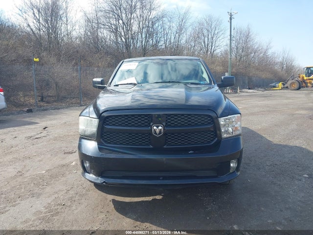 Продажа на аукционе авто 2017 Ram 1500 Express  4x4 6'4 Box, vin: 1C6RR7FT3HS760308, номер лота: 44598271