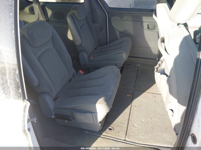 44598284 :رقم المزاد ، 2C4GP54L35R179501 vin ، 2005 Chrysler Town & Country Touring مزاد بيع
