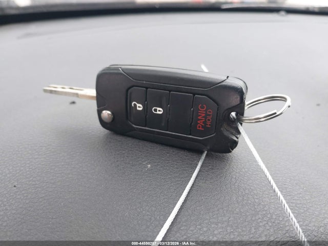 2015 JEEP RENEGADE ZACCJBCT5FPB80607 Photo 10