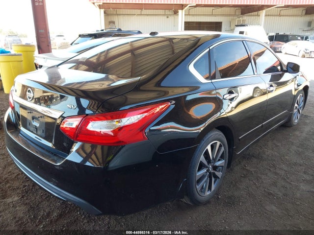 1N4AL3AP6HC144631 Nissan Altima 2.5 Sv