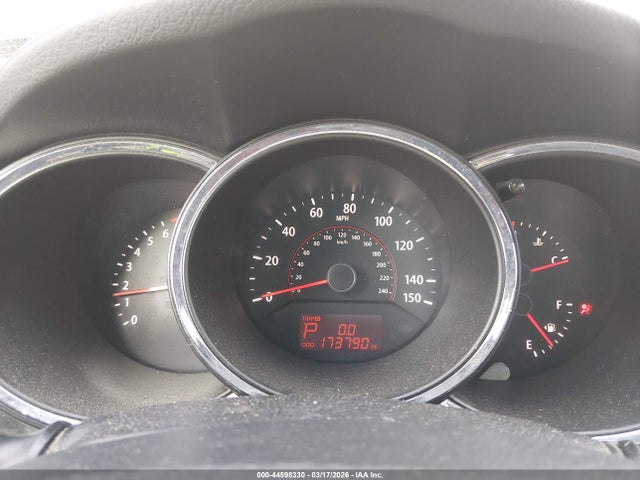 2011 KIA SORENTO 5XYKT3A10BG102999 Photo 6