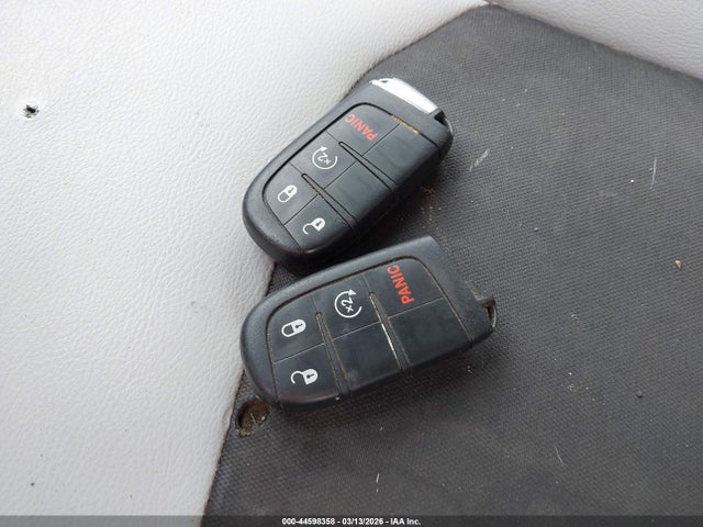 3C4NJDBB0HT624632 Jeep New Compass Latitude 4x4