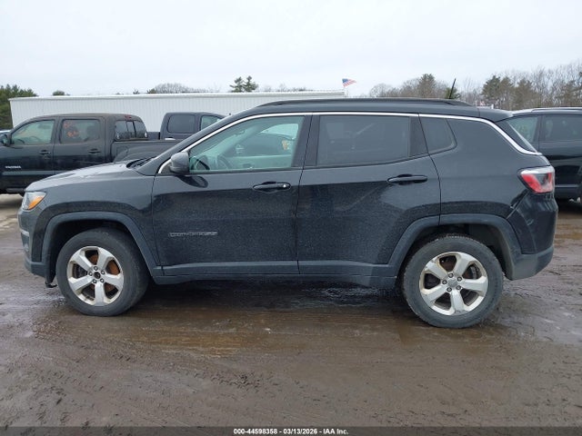 3C4NJDBB0HT624632 Jeep New Compass Latitude 4x4